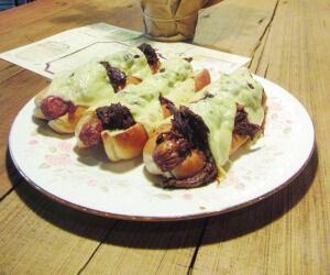 Chilli.hot.dogs.Barrel-Horn.Bromley.jpg