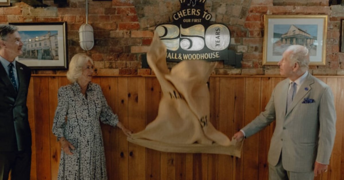 King Charles pours pints at Hall & Woodhouse Badger brewery