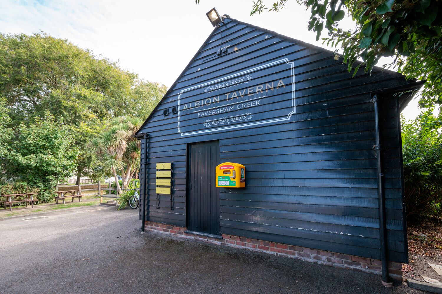 Good News: Shep Neame pub installs life saving equipment