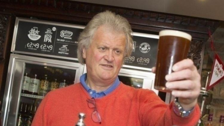 When-will-JD-Wetherspoon-Heathrow-pub-Star-Light-open.jpg