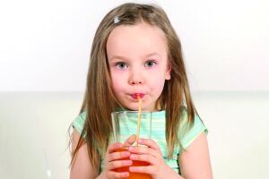 Girl-drinking-juice.jpg