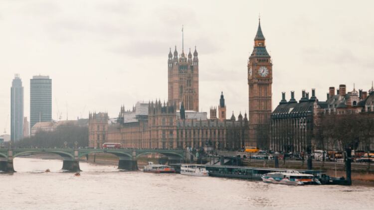 Business rates slashed by new Government