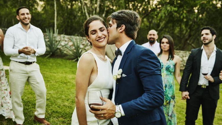 1.8m love-hearts to tie the knot at pub weddings this year    
