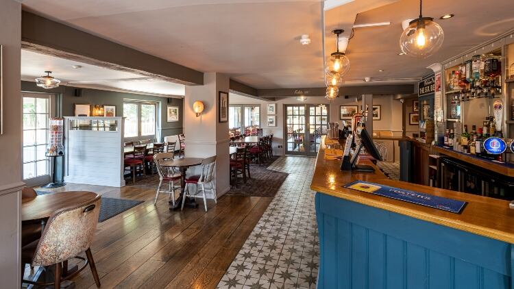 Greene-King-Pub-Partners-site-Six-Bells-300k.jpg