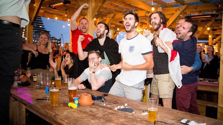 What-do-pubs-need-to-know-about-showing-UEFA-Euro-2020.jpg