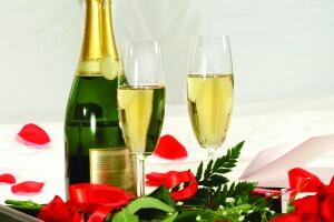 Champagne-and-flowers.jpg