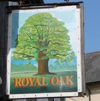 royal oak pub sign small