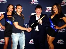 Jimmy White hands out prizes at Betfred Pub Poker Tournament