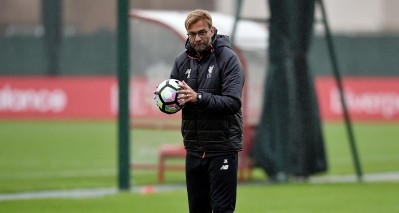 Jurgen Klopp: Liverpool's manager will be hoping his side don't drop the ball this weekend