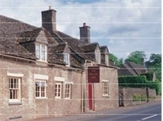 Village Pub: part of Barnsley House Hotel group