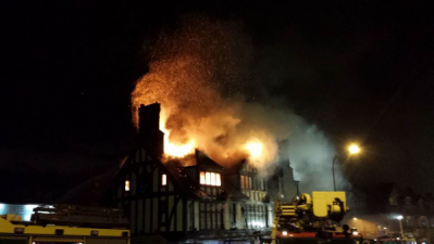 The blaze at the Catford Bridge Tavern last night [Credit: Jos Bell]