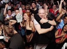Euro 2012: Pubs set to sell an extra 5m pints for Sunday's match