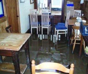 Floods: Pubs fear Xmas closure as adverse weather hits UK
