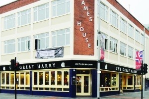 The Great Harry pub reopens after London riots petrol bomb attack