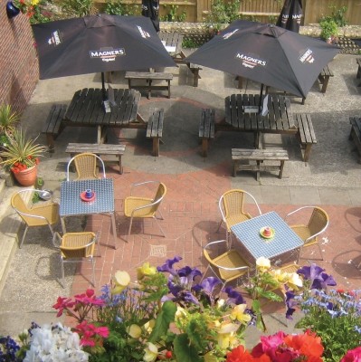 Licensee fights to keep patio secure