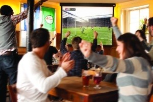 Football in a pub: A legal stream?