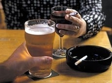 Smoking in pubs: No review of the ban