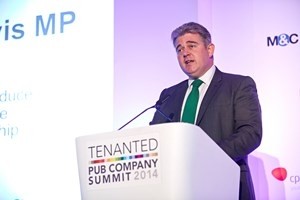 Brandon Lewis speaking at the Tenanted Pub Company Summit