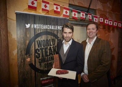 Frank Albers (l) of Albers GMBH and Jack's Creek Managing Director Patrick Warmoll with the award-winning steak