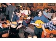 Welsh pubs urged to play Welsh music