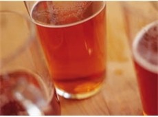 Pub drinks: VAT should be cut, says Sheron