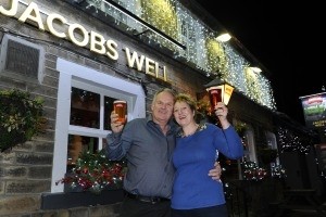 Thwaites pub gets accolade of Best Decorated Pub for Christmas