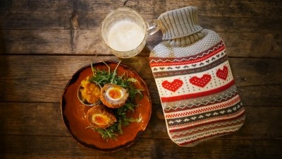 Cold spring: operators have invented food and drink offers that include hot water bottles or hot drinks to keep customers warm outside