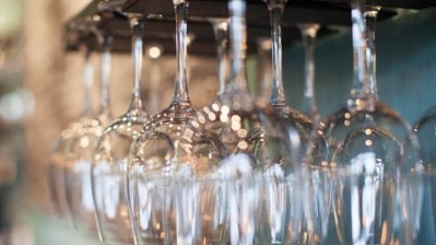 Drinks Masterclass: Lee Isaacs looks at ways for pubs to improve wine offering (Credit: Getty/Jetta Productions Inc)