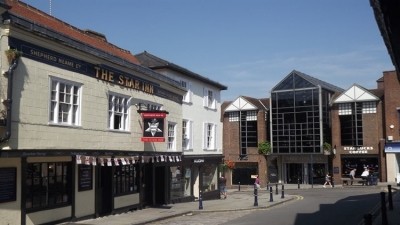 Protest move: Shepherd Neame will appeal a noise abatement notice given to the Star Inn, in Guildford. (Image: Colin Smith, Geograph)