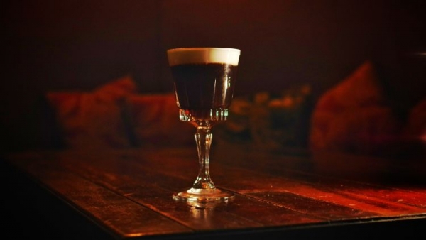 How to make an Irish Coffee cocktail for St Patricks Day