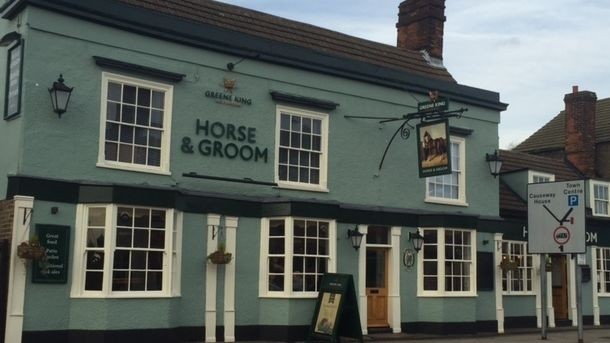 Food complaint: the Horse & Groom in Braintree responded to one unhappy user on TripAdvisor