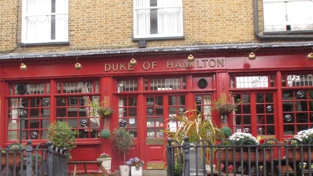 The Duke of Hamilton pub had to remove a popular burger hut 