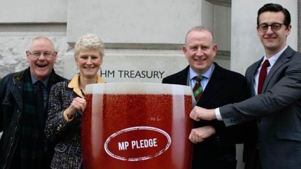 Support: CAMRA's Ray Turpie, BBPA's Brigid Simmonds, MP Graham Evans and SIBA's Neil Walker