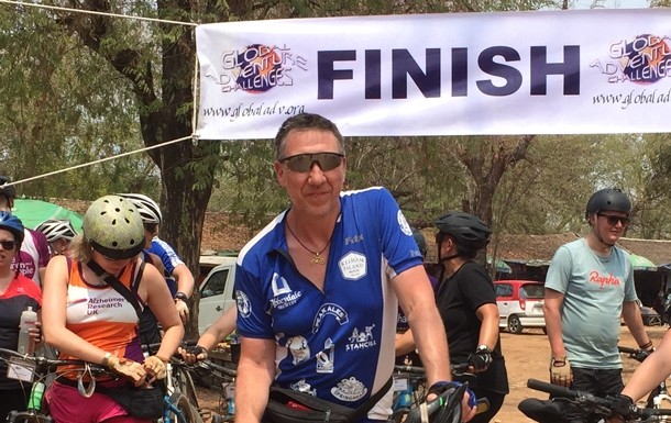 Licensee raises £3.5k for charity with 250 mile Asian bike trip