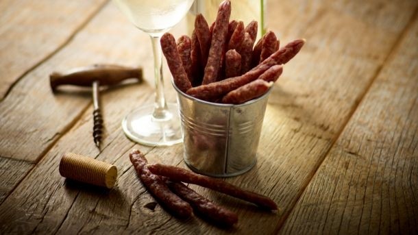 Trendy triple: pubs and bars will be able to stock three new salami snack flavours