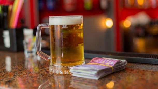 Smallest decline in pub beer sales since 2002