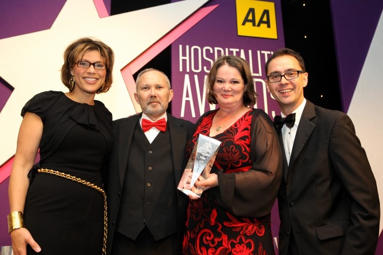 Alan & Louise Dinnes with the AA's Kate Silverton and Simon Numphud