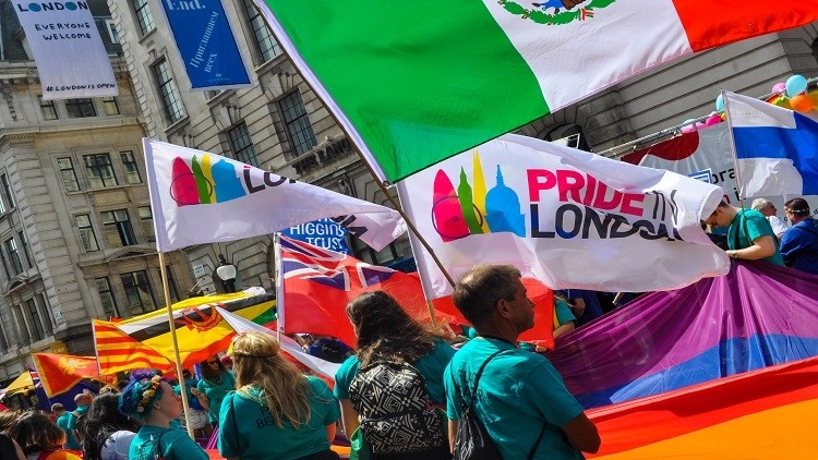 Waving the rainbow flag: pubs will join Pride festivities this weekend (image: Mangaka Maiden Photography, Flickr)