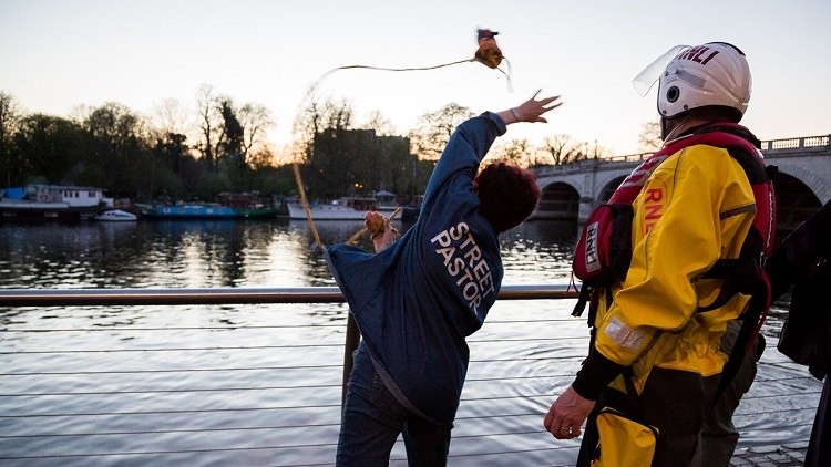 River safety: pubs are encouraged to sign up to training to help people who get into trouble in rivers around York (image: RNLI/Nathan Williams)