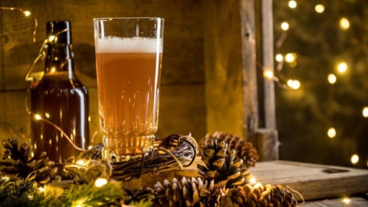 Government must take responsibility: Pubs estimated to sell 37m fewer pints and lose out on £297m in trade this Christmas (Credit: Getty/ Ezhukov)