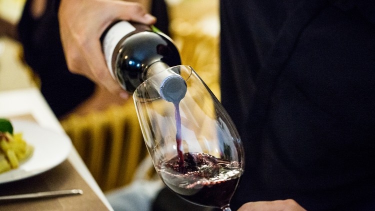 Uncorked: The future of wine is glass (Getty/ Luis Alvarez)