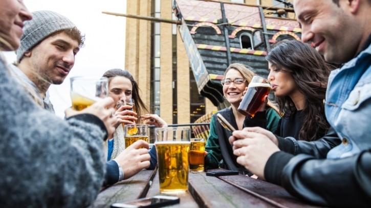 Pubs shine: poor weather has slowed managed hospitality sales (credit: Getty/LeoPatrizi)