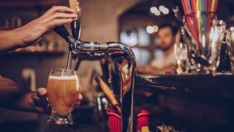 Trade performance better than expected: Brewhouse & Kitchen saw a growth of 8.9% across the final quarter of 2021 (Credit: Getty/ South_agency)