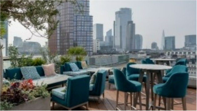 Great view: Aviary Rooftop Restaurant & Terrace Bar in Finsbury Square