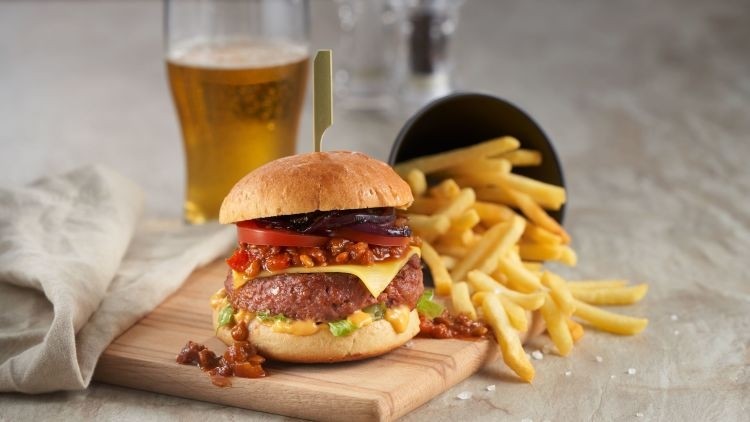 Sloppy Joe Burger: Garden Gourmet to feature at 1,200 Whitbread sites