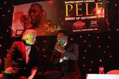 Brazilian football legend Pelé visits Staffordshire pub
