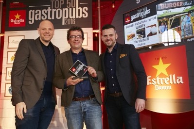 Ben Evans and Cormac Rawson accept the award from celebrity chef Tom Kerridge