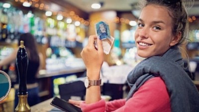 Cash or card: cash payments account for less than 25% of transactions in the majority of pubs (Credit: Getty/praetorianphoto)