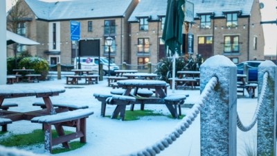 Unfair additional energy costs: pubs provide a warm sanctuary as winter bites (credit: Getty/yevtony)