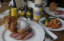 British Roast Dinner Week, supported by Knorr Gravy and Colman’s, takes place from 29 September to 5 October